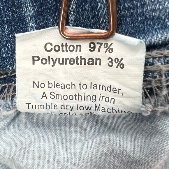 7 Star Distressed Capri Plus Size Jeans Size 3XL Women’s - Picture 6 of 6